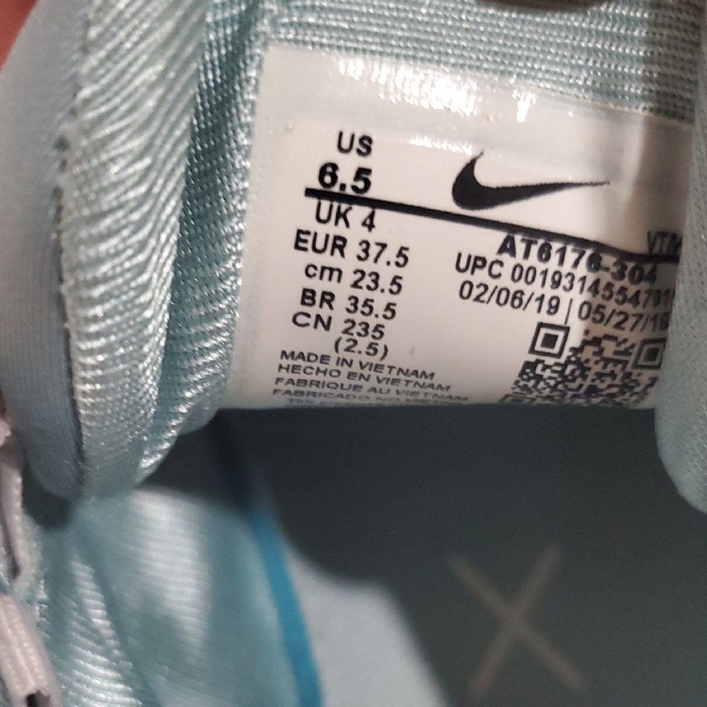 Nike Airmax 720 Ocean Blue Sneakers - Picture 9 of 11